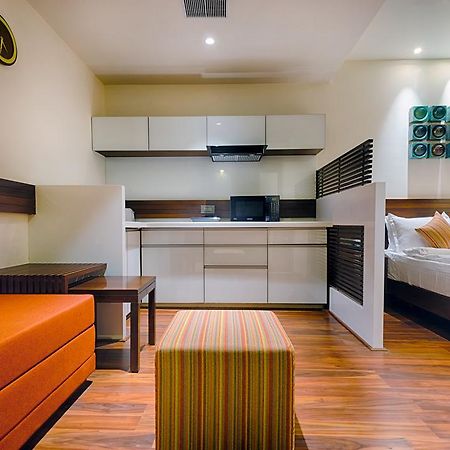 The Elements Hotel Rajkot Luaran gambar