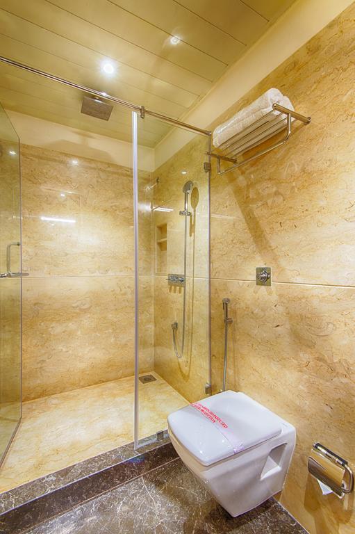 The Elements Hotel Rajkot Bilik gambar